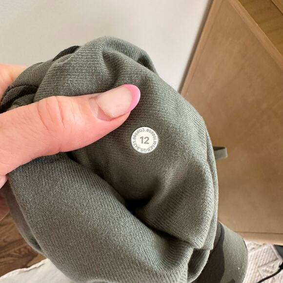 Lululemon Ready to Rulu High-Rise Jogger in Heritage 365 Camo Olive 12 - Picture 9 of 9